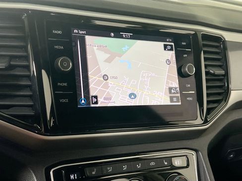 Used 2022 Volkswagen Atlas SEL R-Line image 13