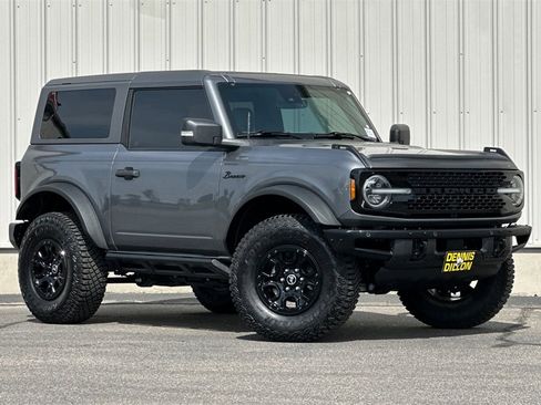 Used 2024 Ford Bronco Wildtrak image 2