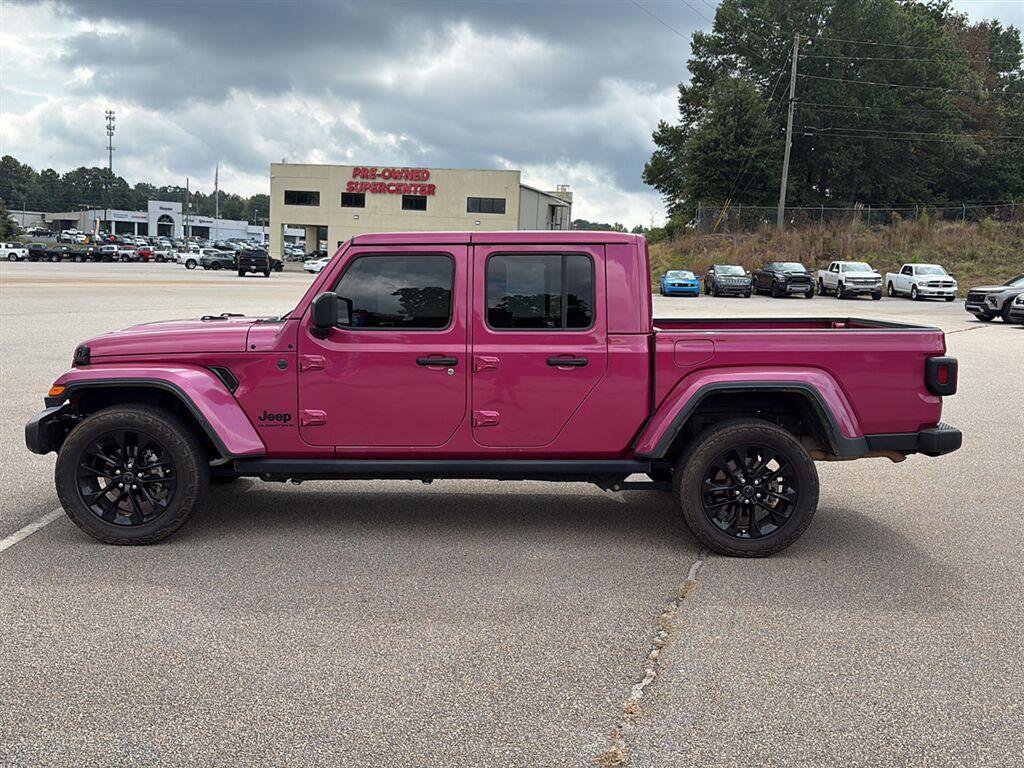 Used 2024 Jeep Gladiator Sport AWD/4WD image 5