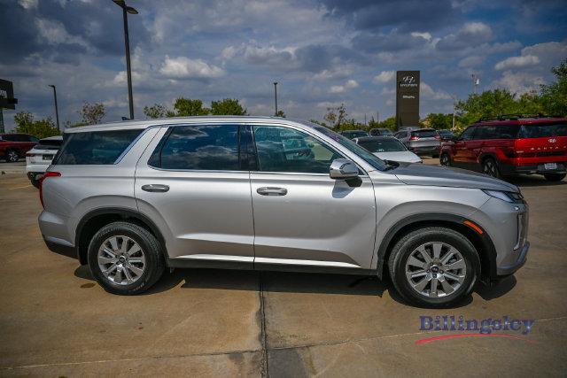 Used 2025 Hyundai Palisade SE FWD image 6