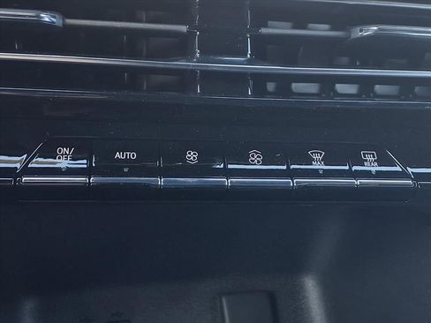 New 2026 Chevrolet Traverse LT w/ Midnight/Sport Edition image 5