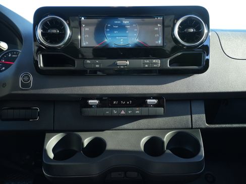 New 2026 Mercedes-Benz Sprinter 2500 image 30