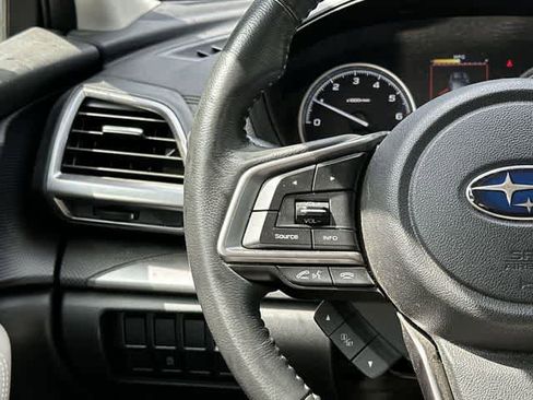 Used 2019 Subaru Forester Premium w/ All-Weather Package AWD/4WD image 9