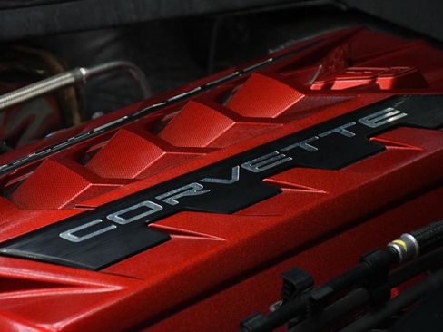 Used 2021 Chevrolet Corvette Stingray Coupe w/ Z51 Performance Package RWD image 27