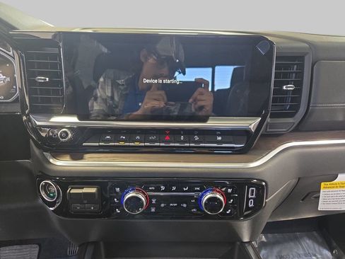 New 2026 GMC Sierra 1500 SLT w/ SLT Premium Package AWD/4WD image 22