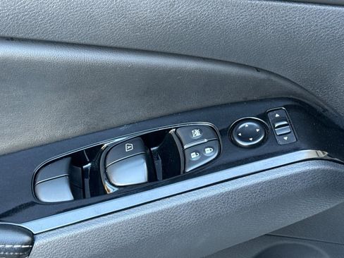 Used 2023 Nissan Altima 2.5 SV image 12