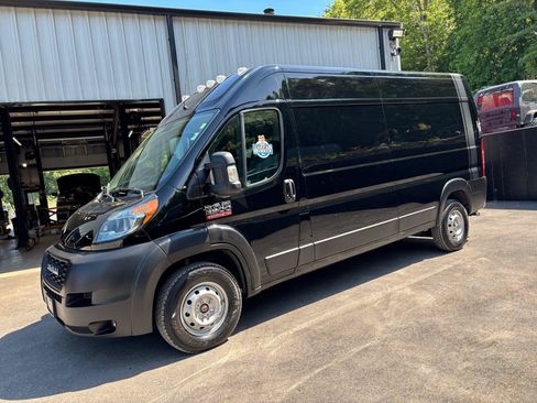 Used 2020 RAM ProMaster 2500 FWD image 4