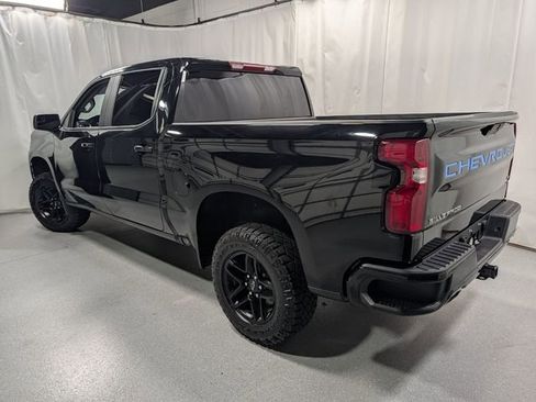 Used 2021 Chevrolet Silverado 1500 LT Trail Boss w/ Bed Protection Package AWD/4WD image 7
