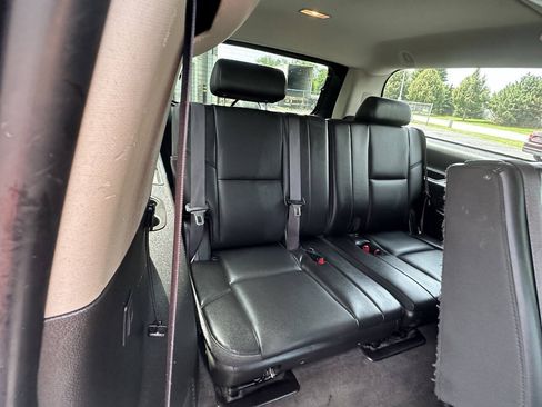 Used 2013 Chevrolet Suburban LTZ AWD/4WD image 32