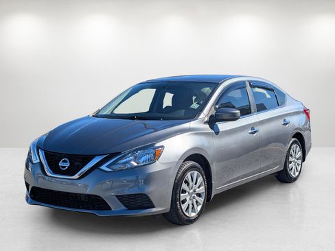 Used 2017 Nissan Sentra S image 1