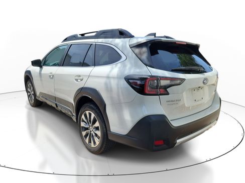 Used 2024 Subaru Outback Limited AWD/4WD image 4