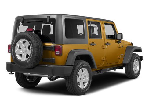 Used 2014 Jeep Wrangler Unlimited Rubicon w/ Connectivity Group AWD/4WD image 2