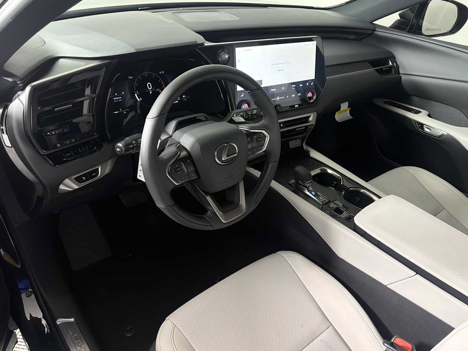 New 2026 Lexus RX 350 Premium w/ Convenience Package FWD image 4