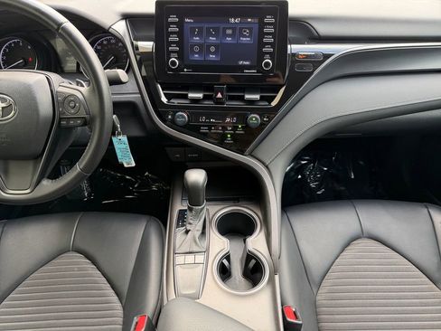 Used 2023 Toyota Camry SE FWD image 26