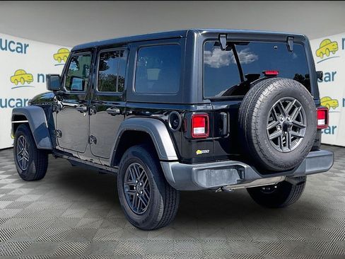 Used 2024 Jeep Wrangler Unlimited Sport AWD/4WD image 4
