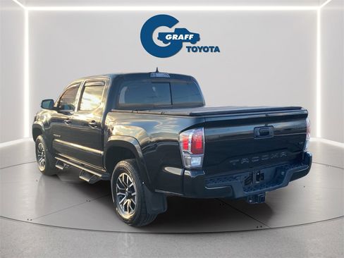 Used 2023 Toyota Tacoma TRD Sport image 13