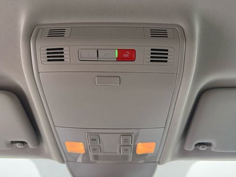 Used 2023 Volkswagen Taos SE image 24