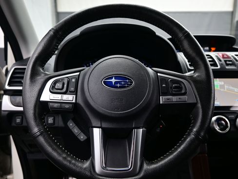 Used 2018 Subaru Forester 2.5i Touring w/ Popular Package #3B image 27