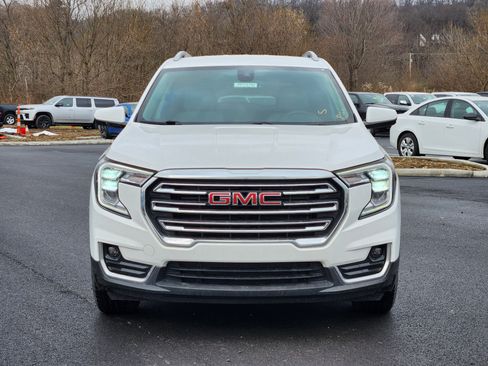 Used 2023 GMC Terrain SLT w/ Infotainment Package II image 14