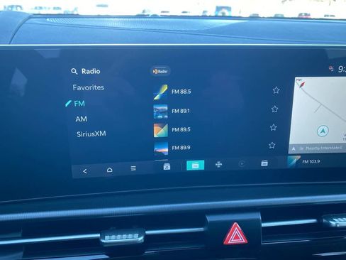 Used 2026 Kia Sportage SX image 16