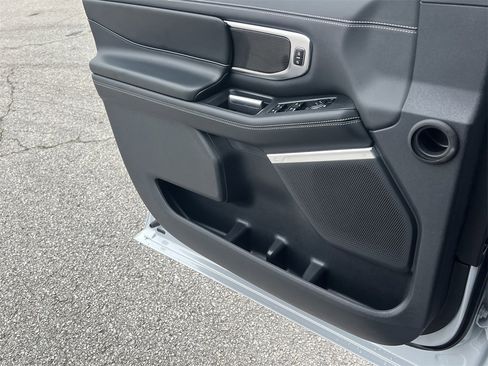 New 2025 Ford Expedition Platinum w/ Stealth Performance Package image 16