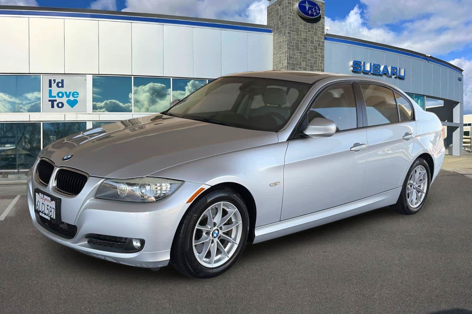 Used 2010 BMW 328i Sedan RWD image 1