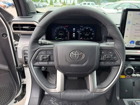 New 2026 Toyota Tacoma 4x4 Double Cab Hybrid image 16