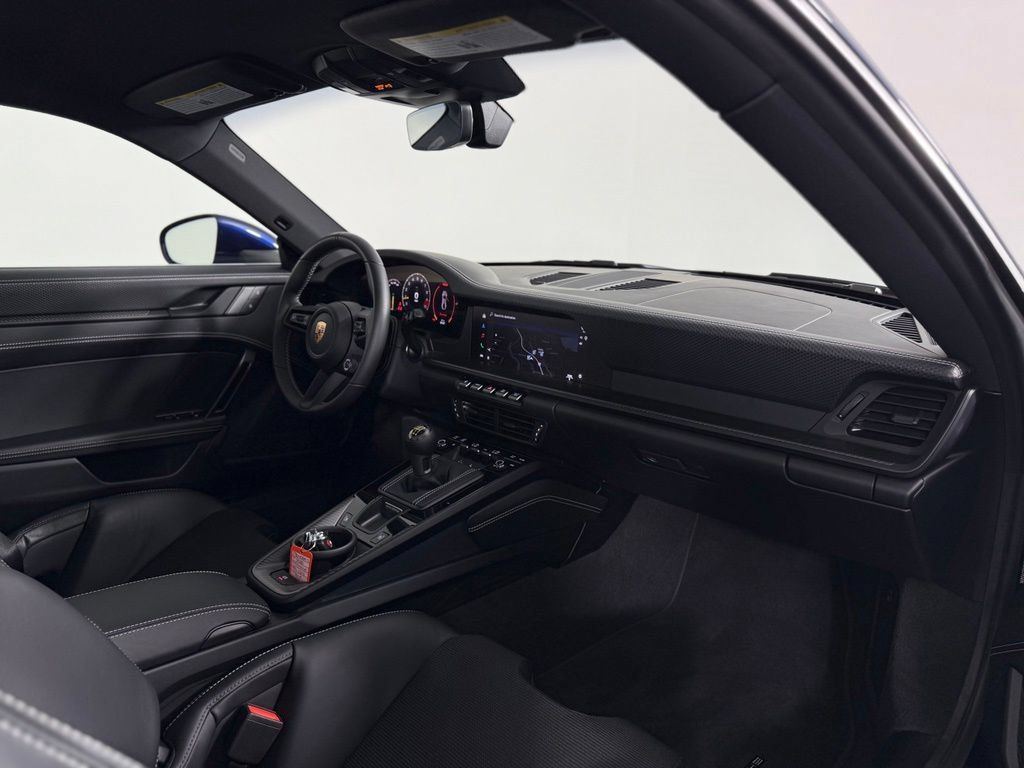 Used 2026 Porsche 911 GT3 RWD image 21