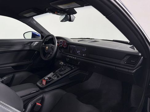 Used 2026 Porsche 911 GT3 RWD image 21