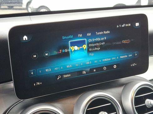 Used 2021 Mercedes-Benz GLC 300 4MATIC image 18