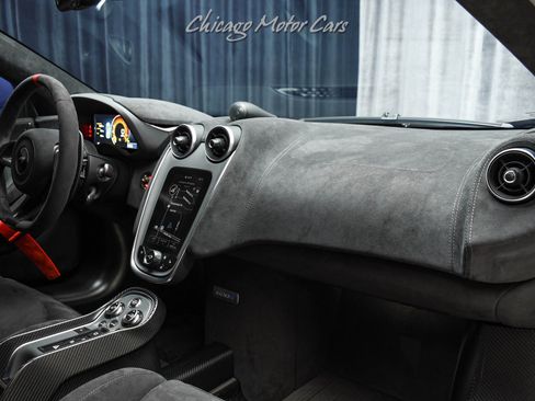 Used 2020 McLaren 620R image 22