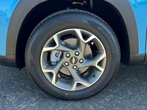 New 2026 Chevrolet Trax LT w/ LT Convenience Package image 10