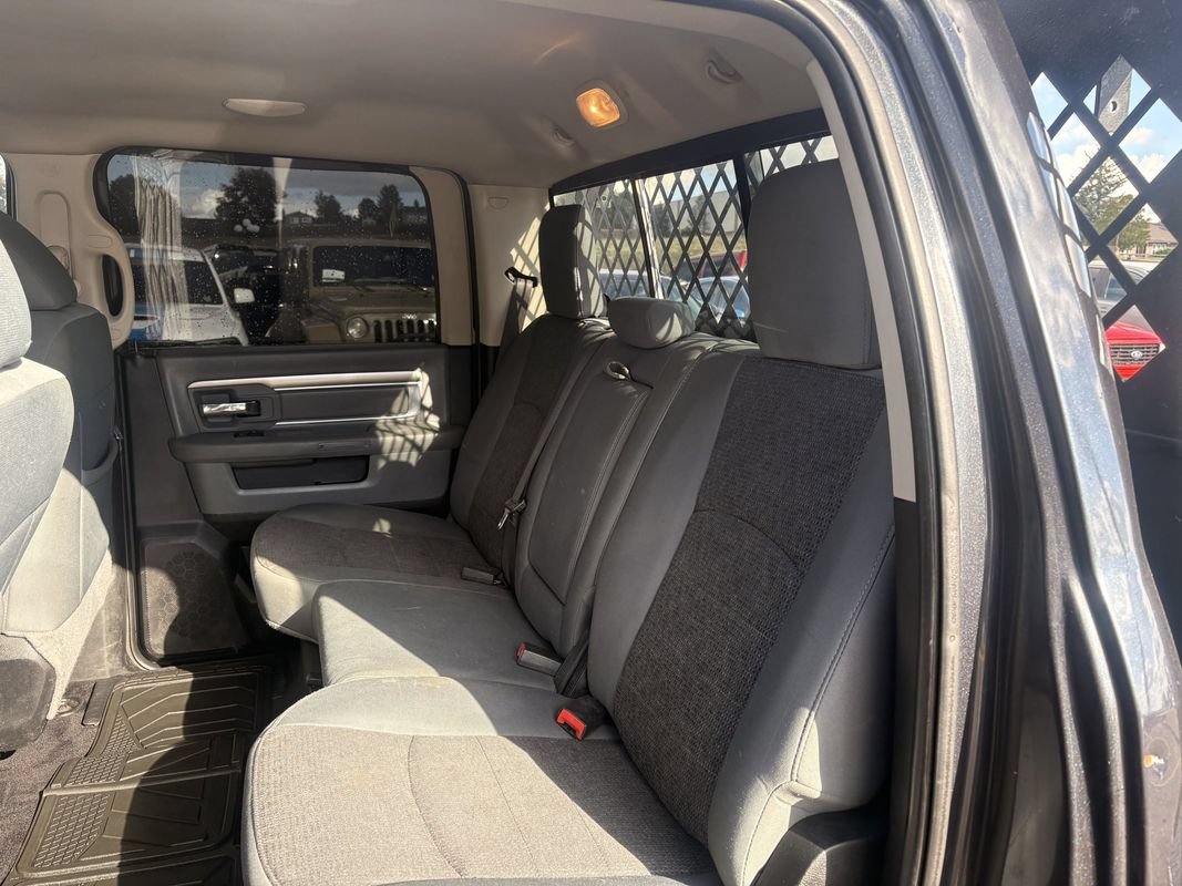 Used 2017 RAM 3500 Big Horn AWD/4WD image 18