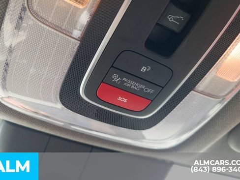 Used 2025 Hyundai Elantra SEL FWD image 20