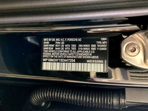 Used 2025 Porsche Cayenne Turbo image 36