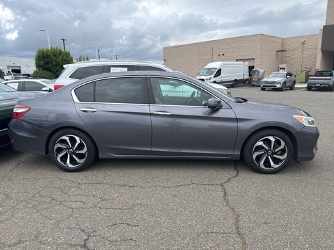 Used 2016 Honda Accord EX-L image 4