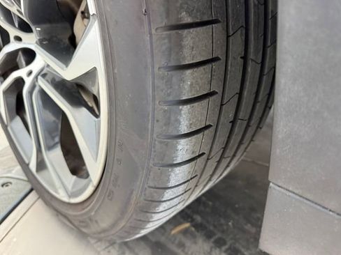 Used 2024 BMW X5 xDrive40i w/ Premium Package image 11