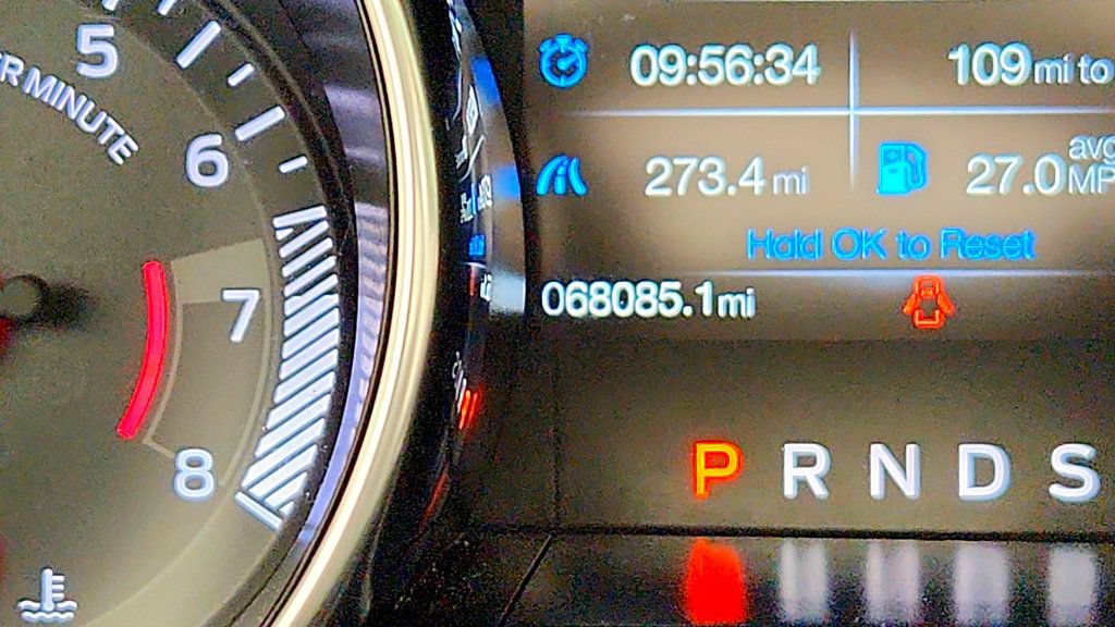 Used 2019 Ford Mustang Convertible w/ Equipment Group 101A RWD image 16