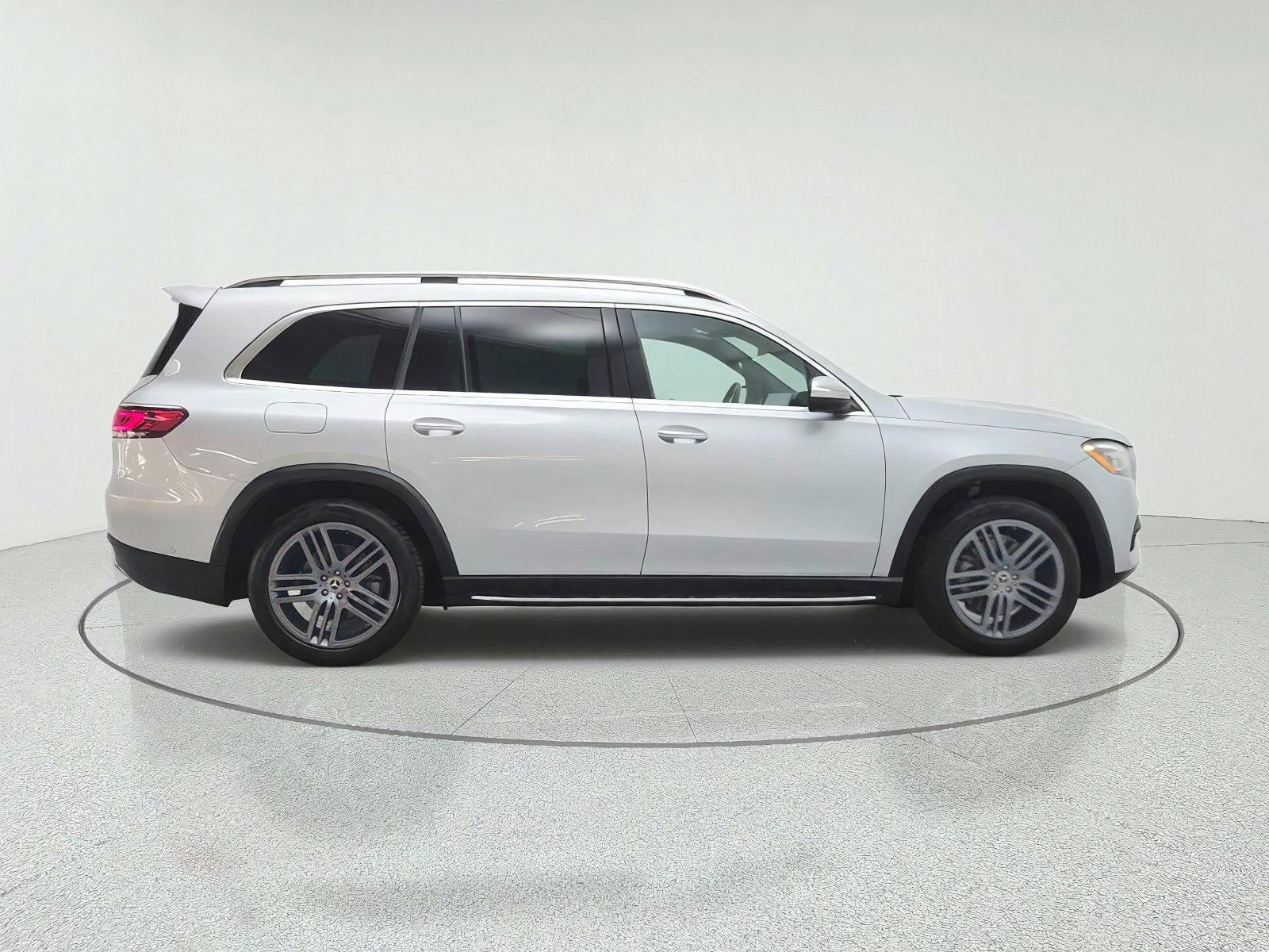 Certified 2022 Mercedes-Benz GLS 450 4MATIC image 4
