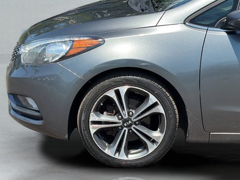 Used 2016 Kia Forte EX FWD image 24