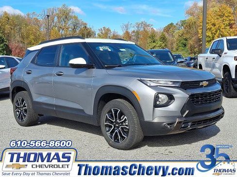 Certified 2023 Chevrolet TrailBlazer ACTIV w/ Convenience Package image 1