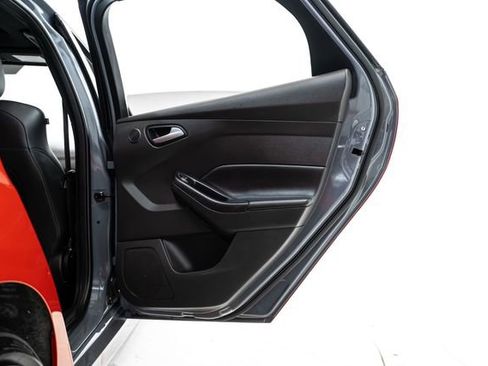 Used 2016 Ford Focus RS image 25