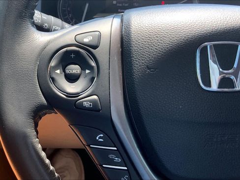 Used 2019 Honda Ridgeline RTL-T image 23