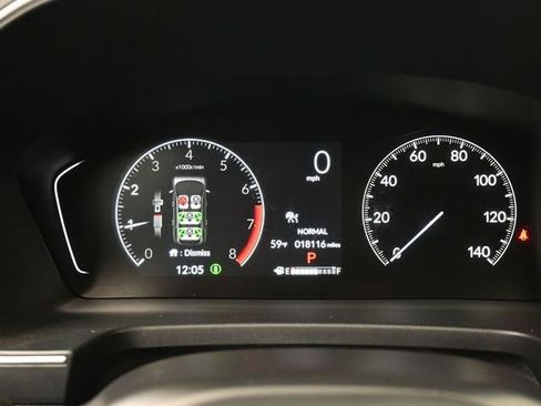 Used 2023 Honda Pilot Touring image 9