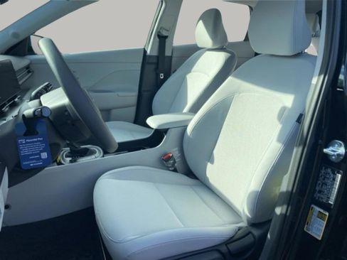 New 2026 Hyundai Kona SE FWD image 10