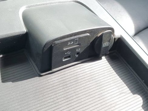 Used 2013 RAM 2500 Laramie w/ Convenience Group AWD/4WD image 26