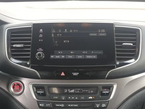 Used 2023 Honda Passport EX-L image 21