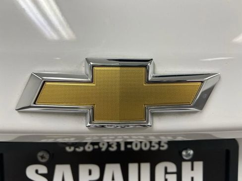 Used 2021 Chevrolet Equinox LS w/ LS Convenience Package FWD image 29