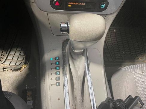 Used 2009 Chevrolet Malibu LS image 34