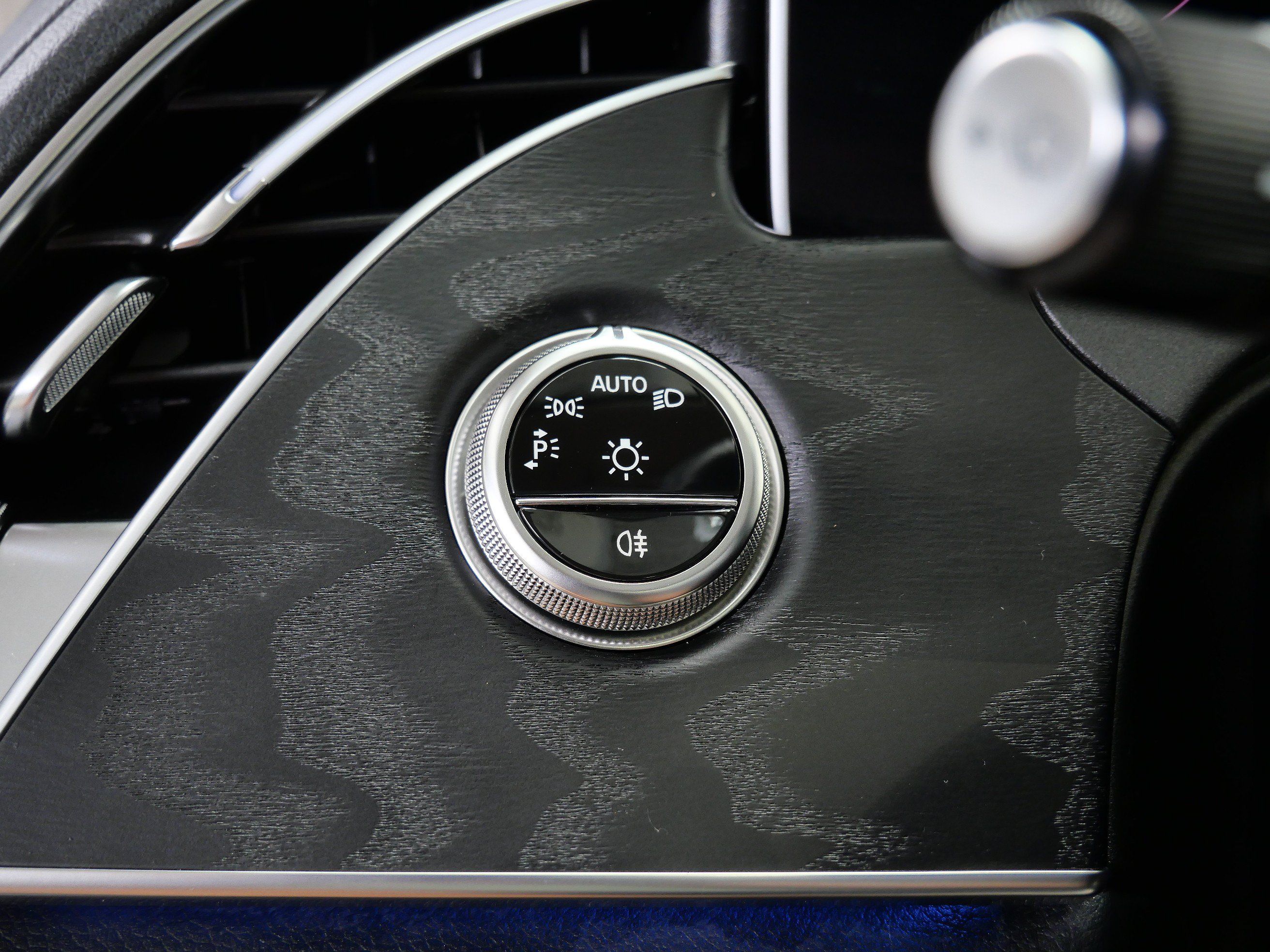 Certified 2026 Mercedes-Benz E 350 4MATIC Sedan image 28
